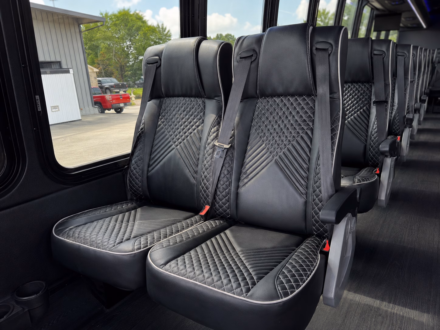 find a bus to chateau elan winery resort in braselton